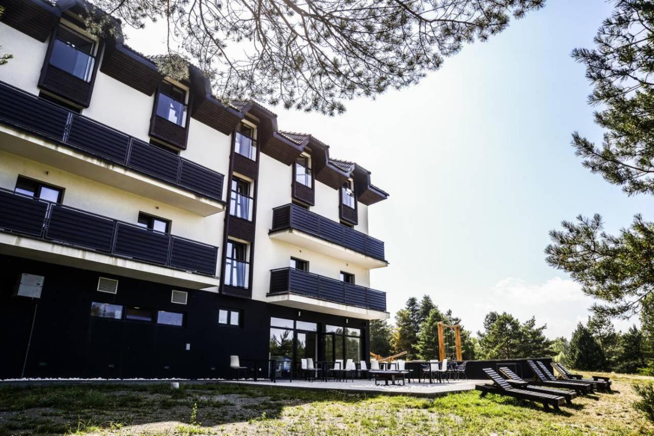 Heba Hotel Divcibare Bagian luar foto